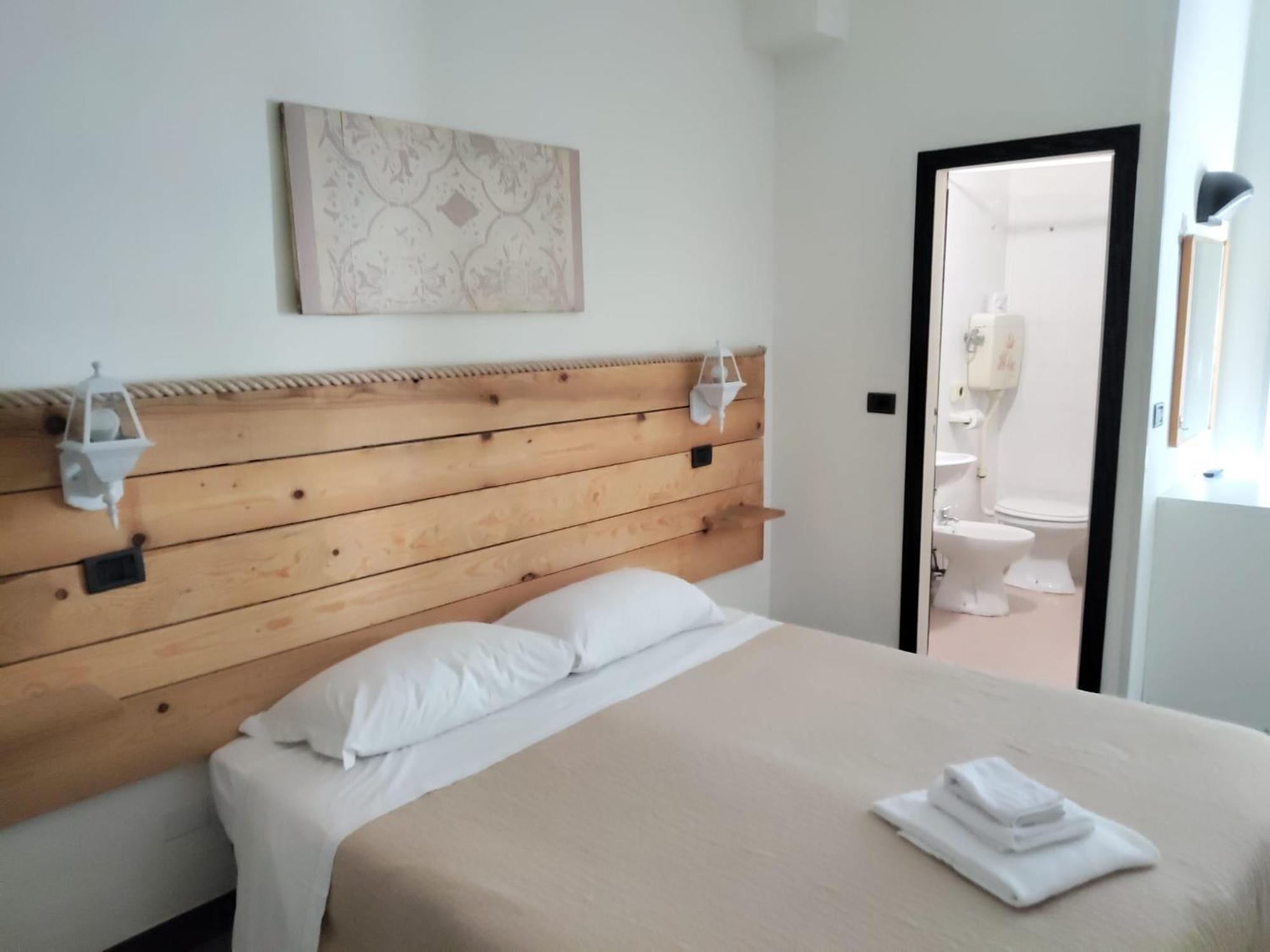 Hotel Garisenda B&B - In Centro A Riccione - Exterior foto
